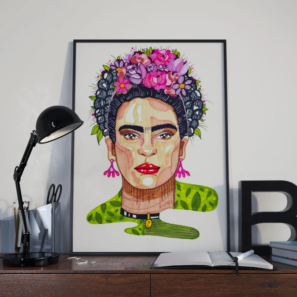 frida w ramie.jpg