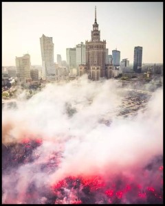 Pawstancza warszawa w ramcee.jpg