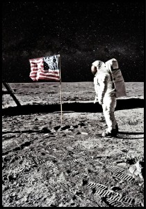 Plakat-astronauta-na-ksiezycu-w-odcieniach-czarni-i-bieli.jpg