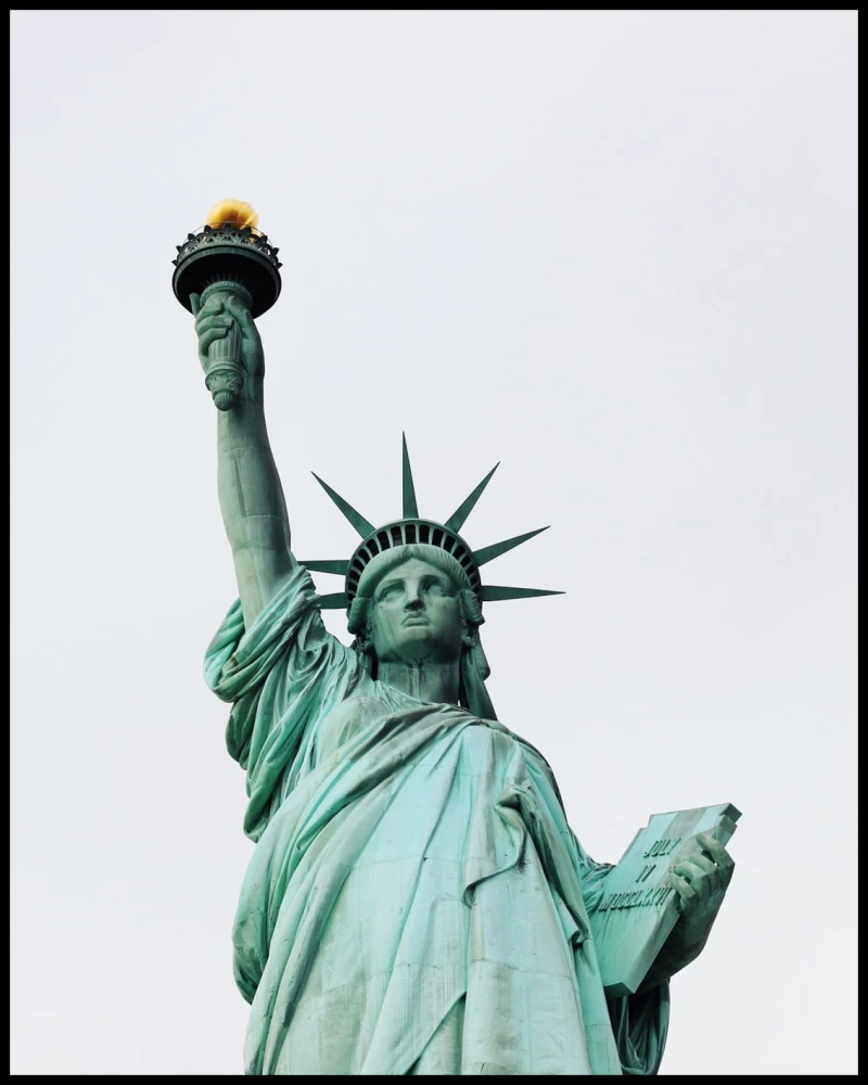 statua wolnosci w ramcceee.jpg