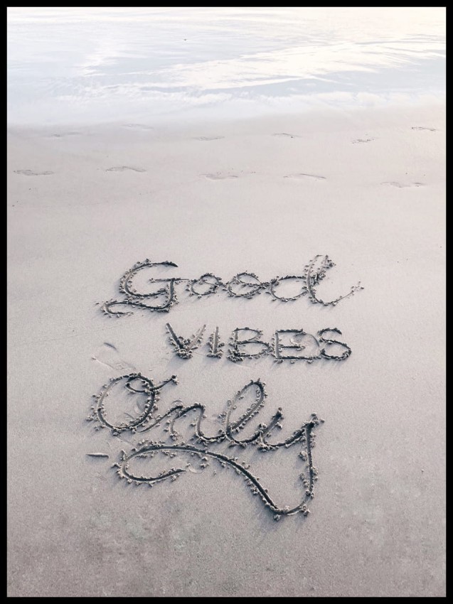 Good Vibes only na plaży w ramcee 1.jpg