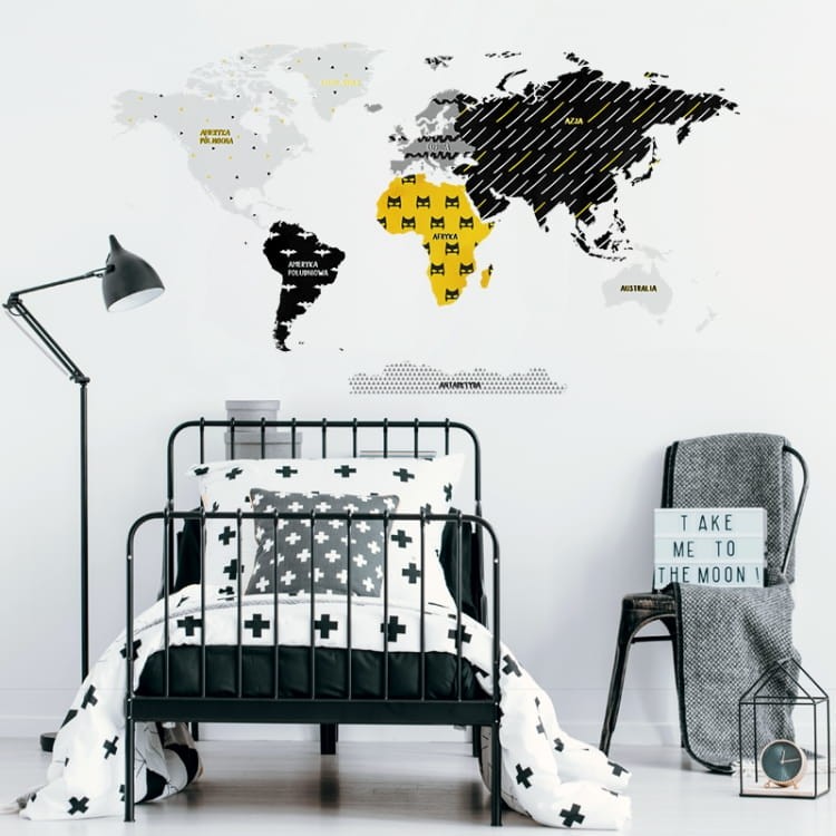 Mapa Swiata z superbohaterem.jpg