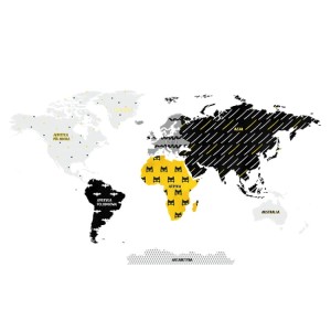 Mapa Swiata z superbohaterem2.jpg