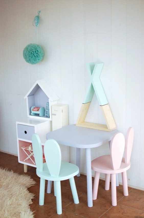 Stolik i dwa krzesełka 1.jpg