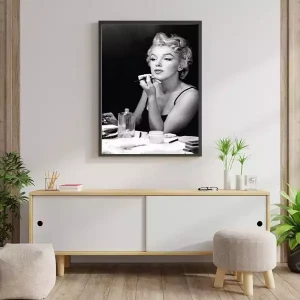 M monroe makijaz 1.webp
