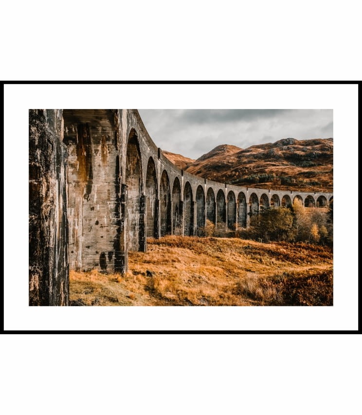 Plakat-wiadukt-w-Szkocji-z-bialym-marginesem.jpg