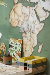 tapeta-mapa-swiata-mural-dinozaury-dekorillo-2.jpg