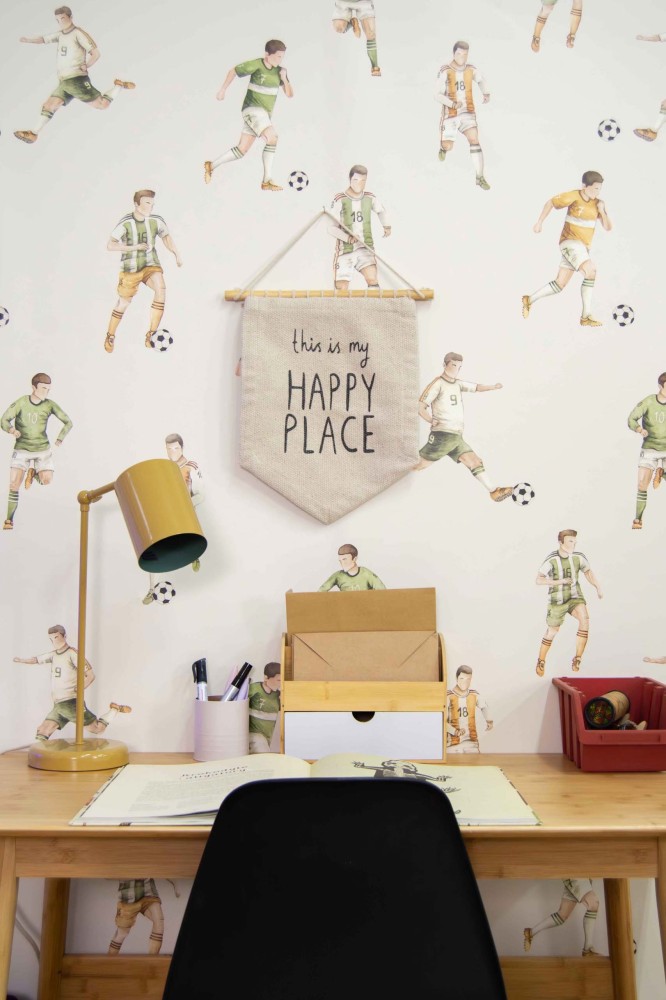 Tapeta piłka nożna kremowa.jpg