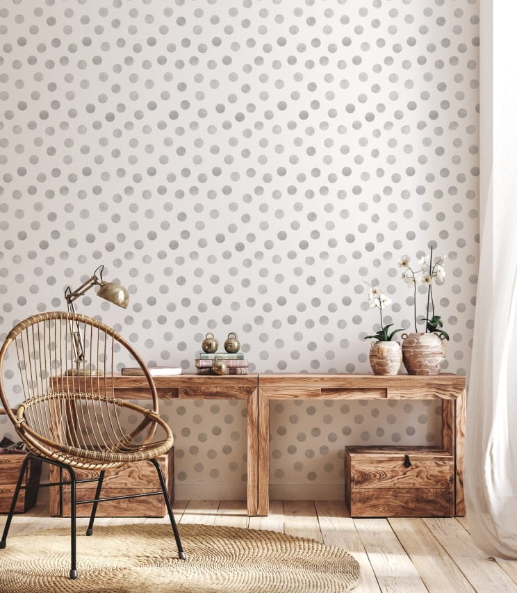 Tapeta-w-duze-szare-kropki,-rozrzucone-nieregularnie,-ktore-tworza-na-scianie-interesujacy-wzor.jpg