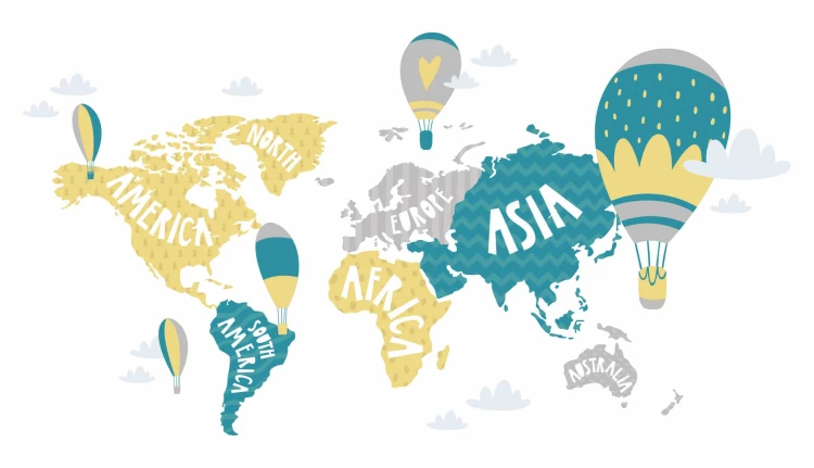 Naklejka-pastelowa-mapa-swiata-z-balonikami.webp