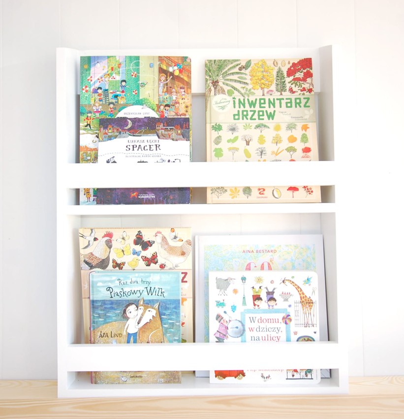 Biblioteczka wąska 3.jpg